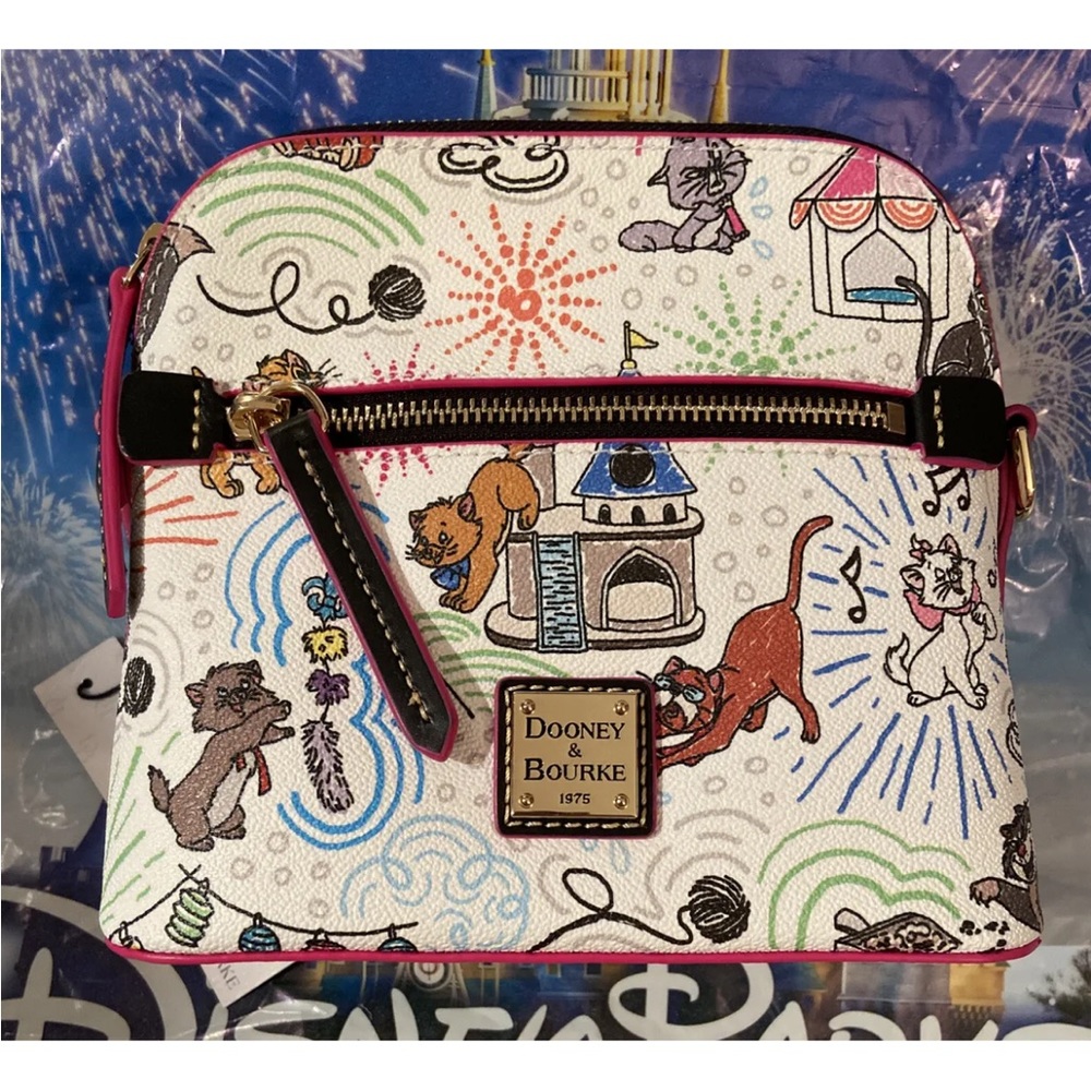 NWT Disney Dooney & Bourke Cats of Disney Crossbody Purse